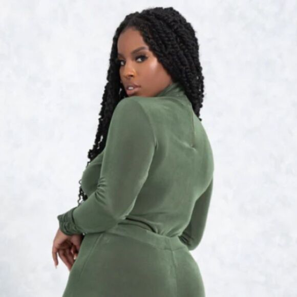 KLOSET ENVY SCRUNCH BODYSUIT S GREEN NWT IN PKG - Picture 2 of 6